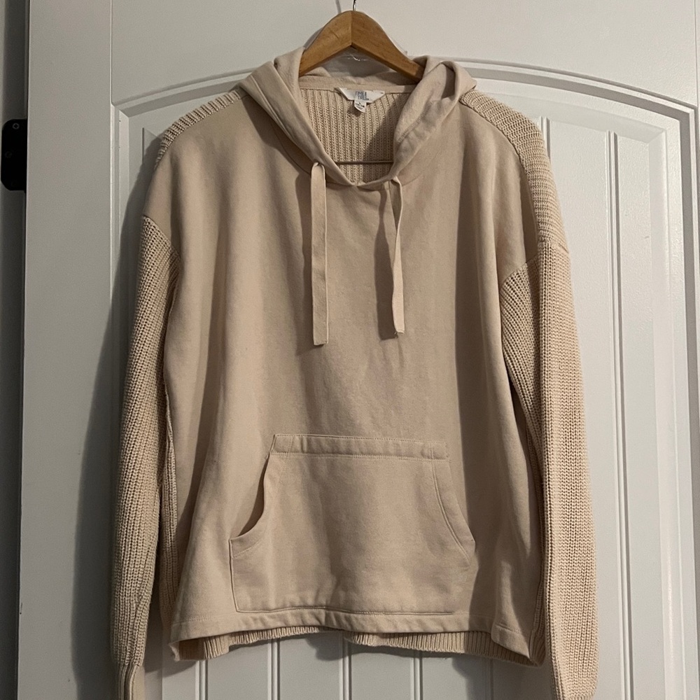 Time and True Sweatshirt Hoodie Size Large NEW